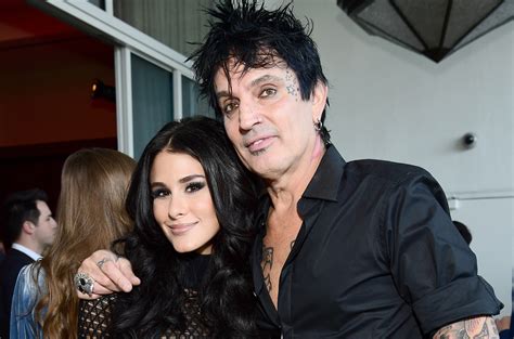 brittany furlan mude|How Brittany Furlan Feels About Tommy Lee Posting。